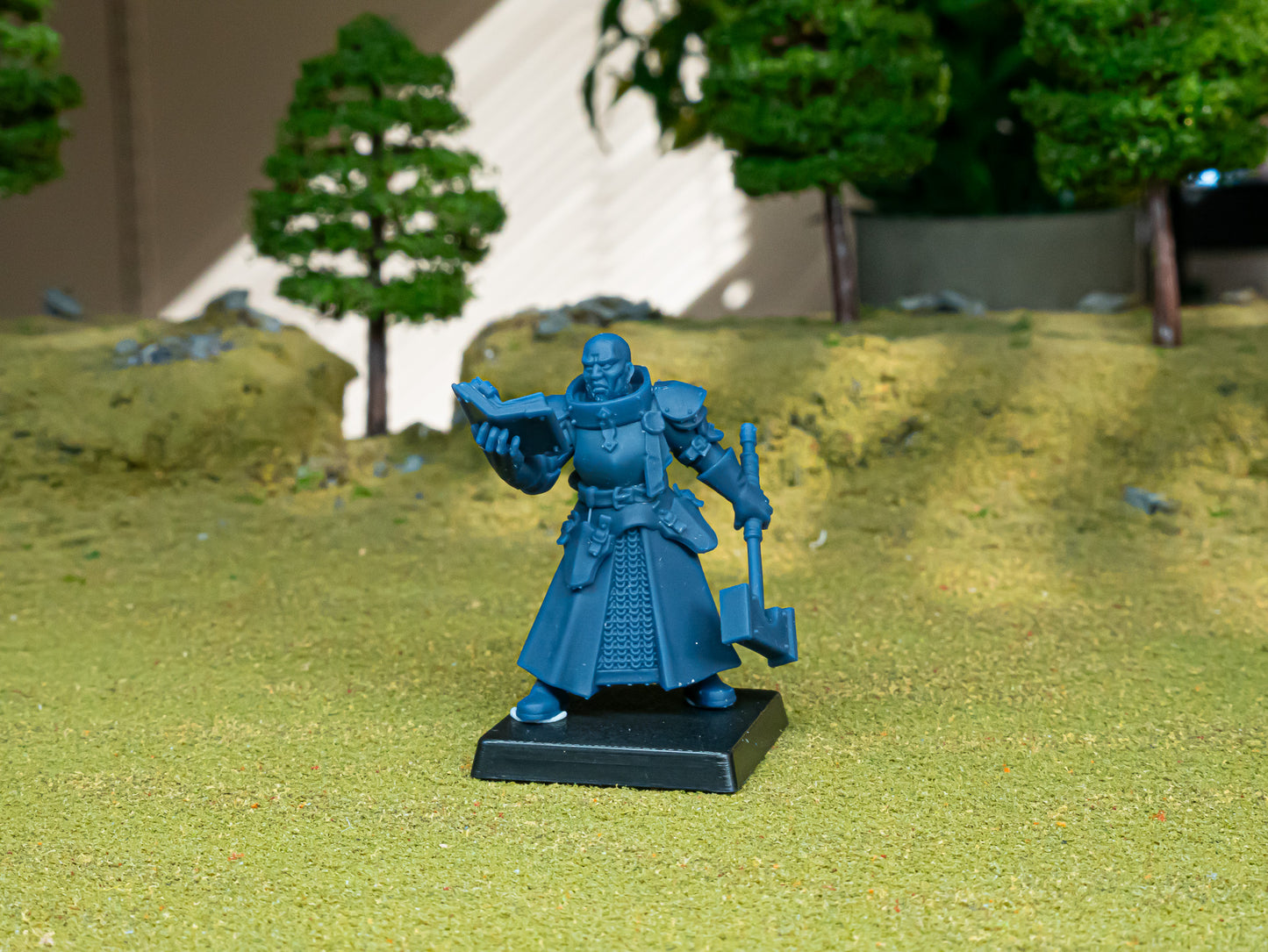 Sunland Battle Priest 1 - Highlands Miniatures