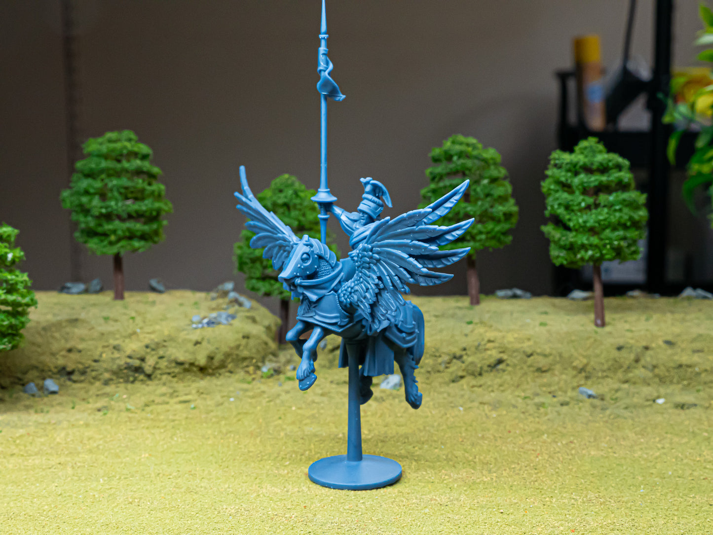 Sunland General on Pegasus - Highlands Miniatures