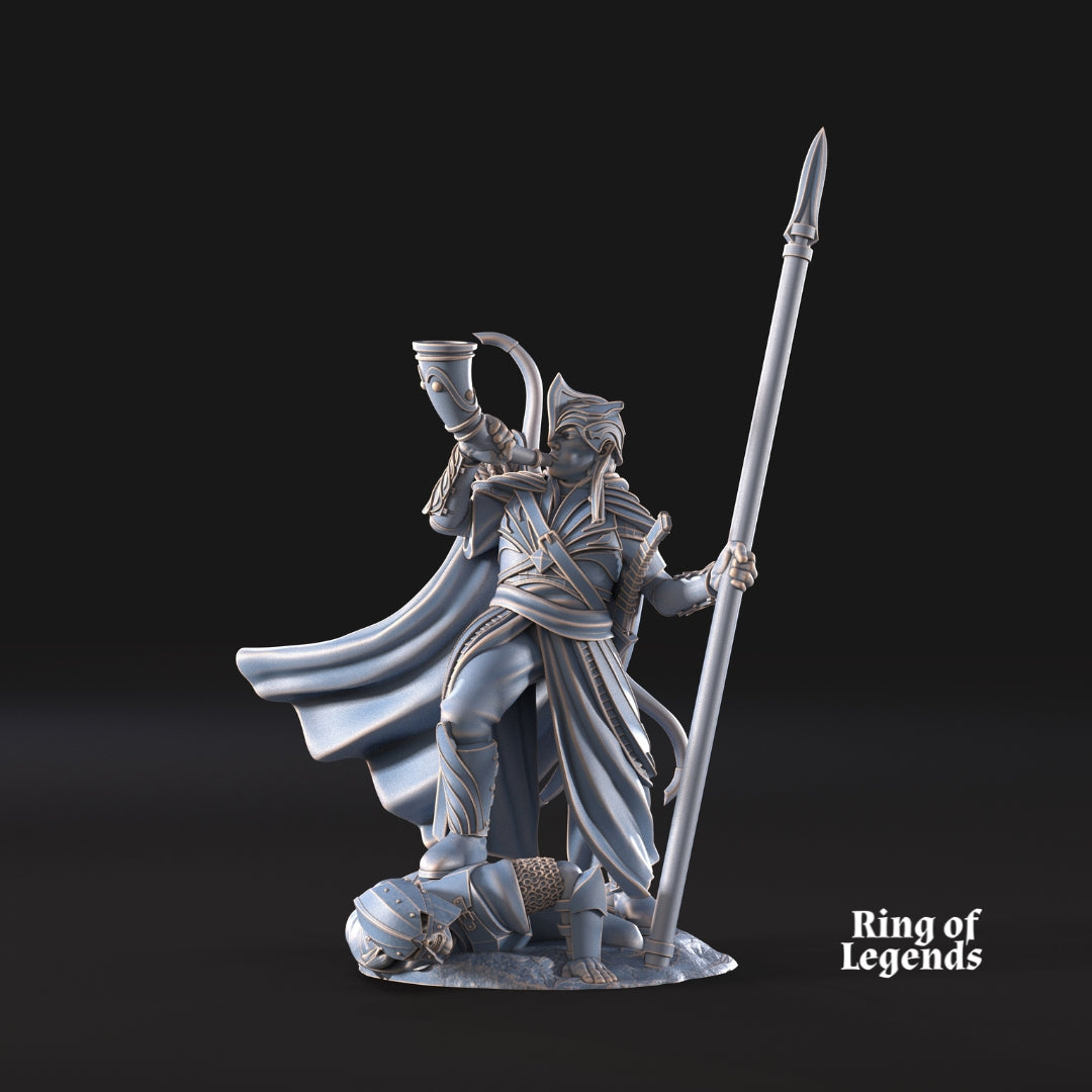 1x warrior with horn and spear | Galanthir Elves | Ring Of Legends - Davale Games