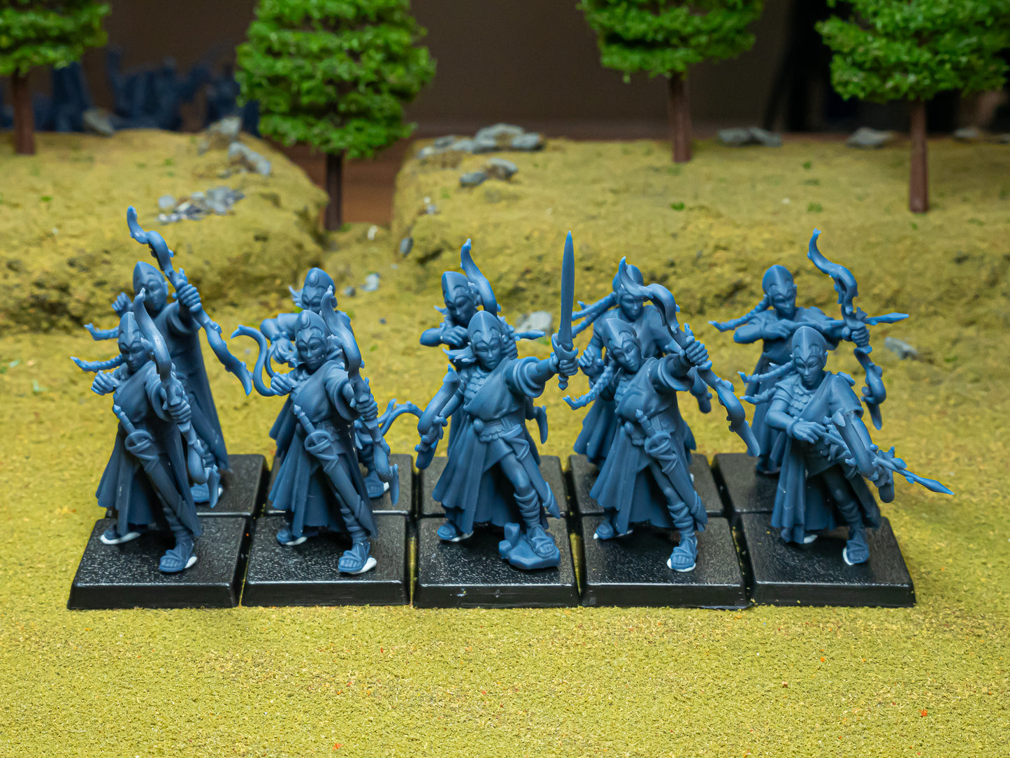 Aegean Maids with Bows - Highlands Miniatures