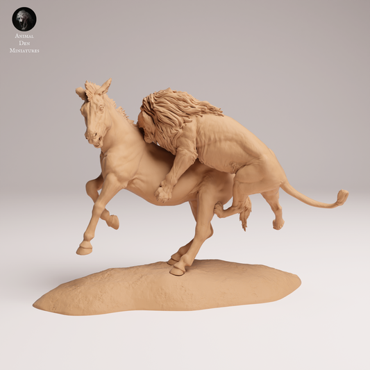 Lion Hunting Zebra - Animal Den Miniatures